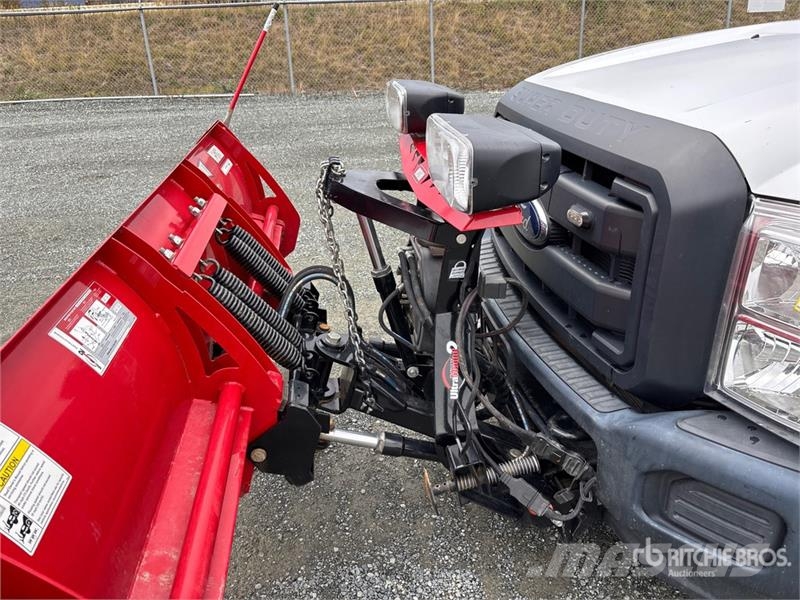 Ford F-550 XL 4x4 Snow Plow Truck Munitsipaalsõidukid