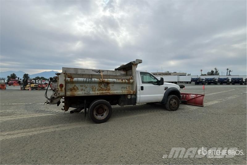 Ford F-550 XL 4x4 Snow Plow Truck Forsvar/Miljø