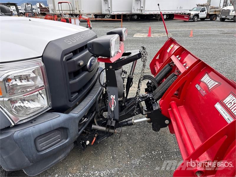 Ford F-550 XL 4x4 Snow Plow Truck Munitsipaalsõidukid