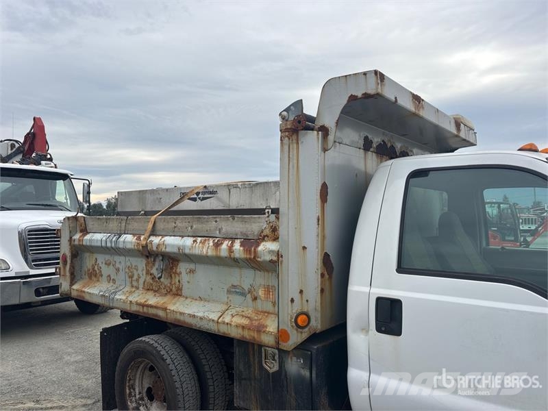 Ford F-550 XL 4x4 Snow Plow Truck Kommunalt / generelt kjøretøy