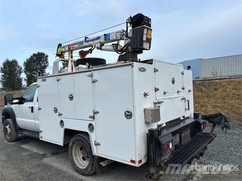 Ford F-550 XLT 4x4 Service Truck Municipal / general purpose vehicles