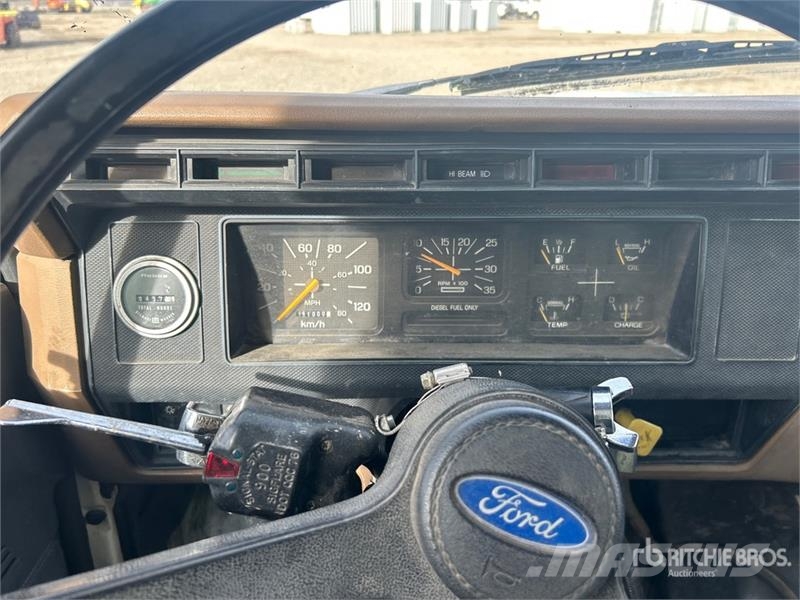 Ford F-700 4x2 Waste Collection Truck Camiones de basura