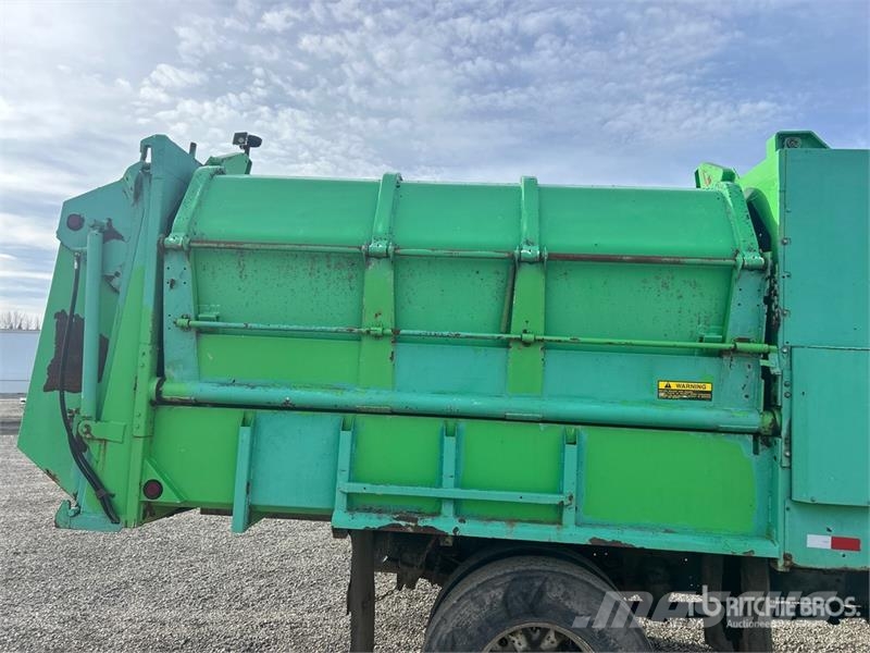 Ford F-700 4x2 Waste Collection Truck Camiones de basura