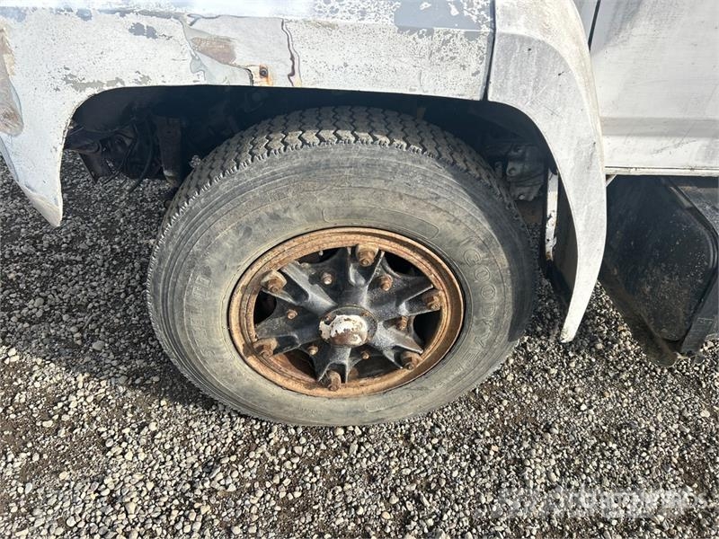 Ford F-700 4x2 Waste Collection Truck Camiones de basura