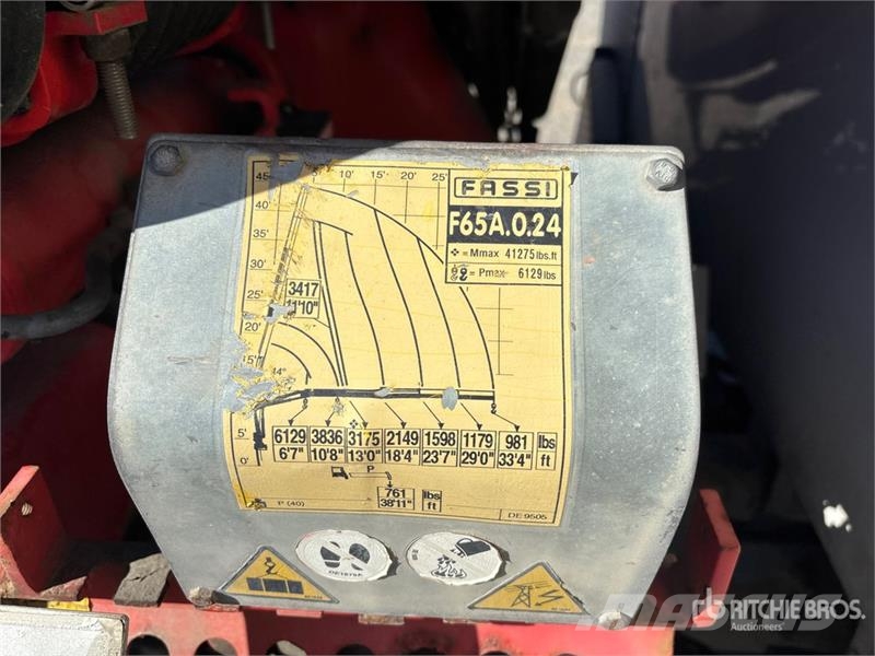 Ford F65A.0.24 6129 lb Knuckle Boom on Ford F-550 XLT 4 Tovornjaki z žerjavom