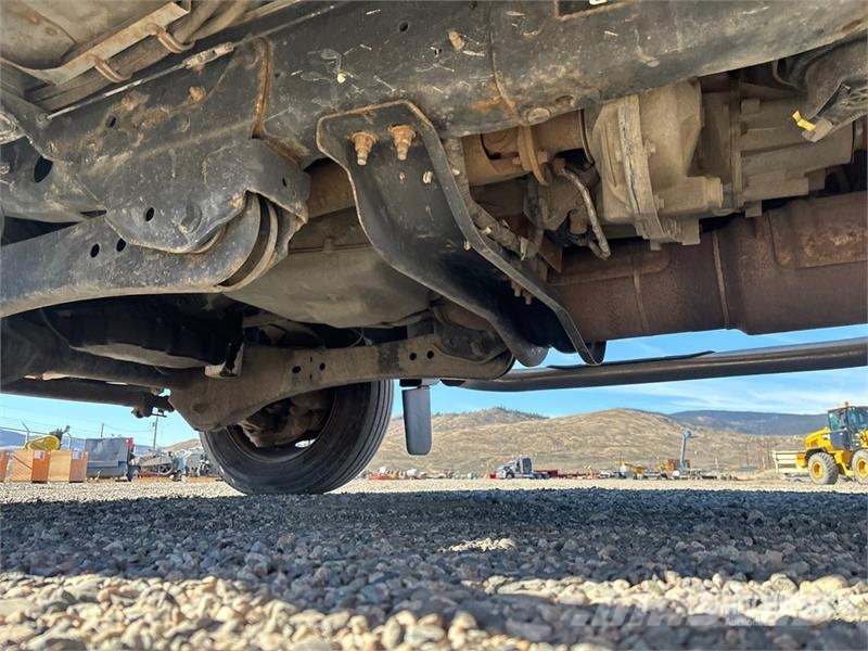 Ford F65A.0.24 6129 lb Knuckle Boom on Ford F-550 XLT 4 Tovornjaki z žerjavom