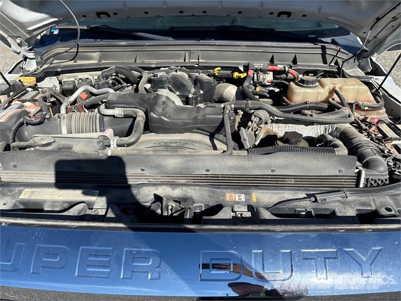 Ford F65A.0.24 6129 lb Knuckle Boom on Ford F-550 XLT 4 Tovornjaki z žerjavom