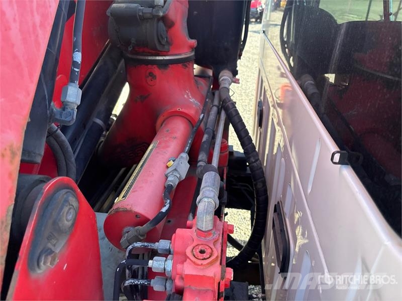 Ford F65A.0.24 6129 lb Knuckle Boom on Ford F-550 XLT 4 Tovornjaki z žerjavom
