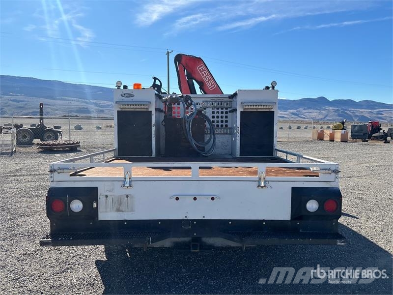 Ford F65A.0.24 6129 lb Knuckle Boom on Ford F-550 XLT 4 Tovornjaki z žerjavom