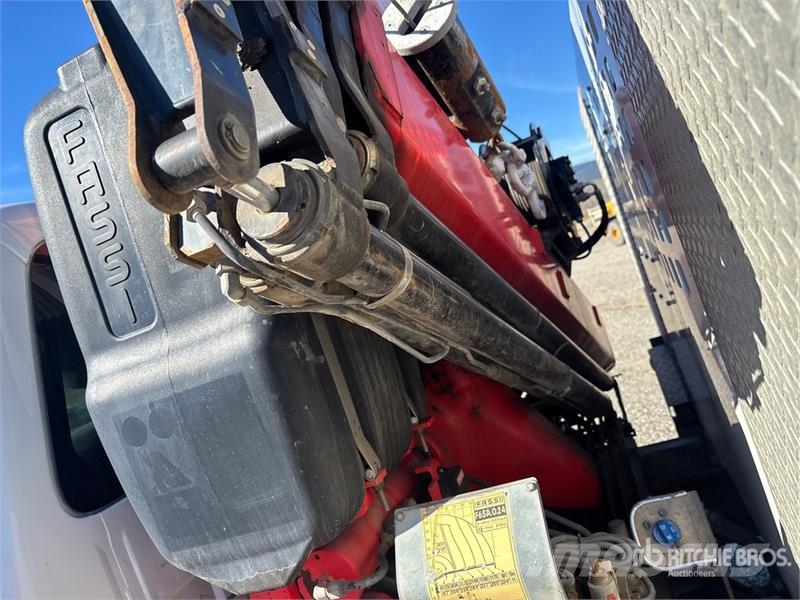 Ford F65A.0.24 6129 lb Knuckle Boom on Ford F-550 XLT 4 Tovornjaki z žerjavom