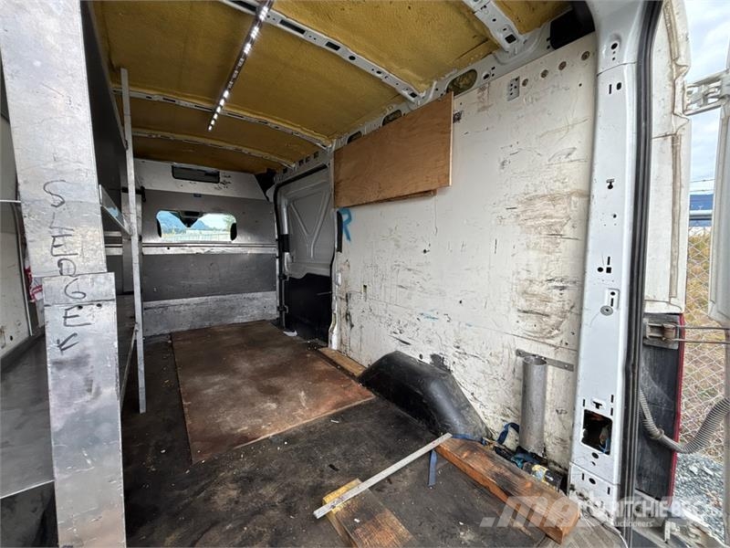 Ford Transit 250 Cargo Van Dostavna vozila / kombiji