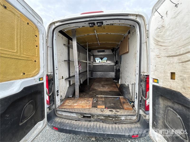Ford Transit 250 Cargo Van Dostavna vozila / kombiji