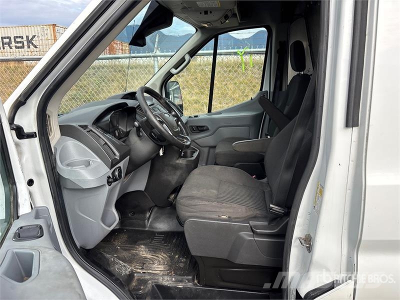 Ford Transit 250 Cargo Van Dostavna vozila / kombiji