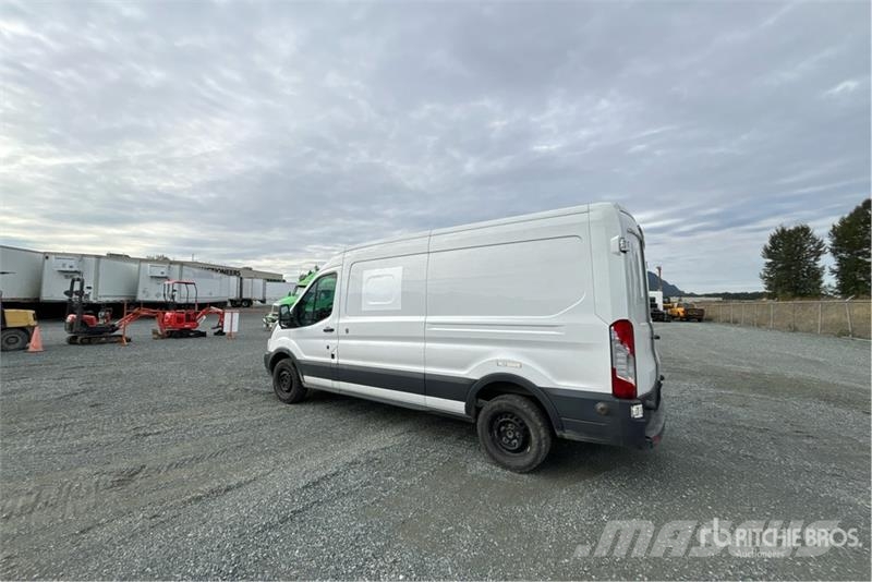 Ford Transit 250 Cargo Van Dostavna vozila / kombiji