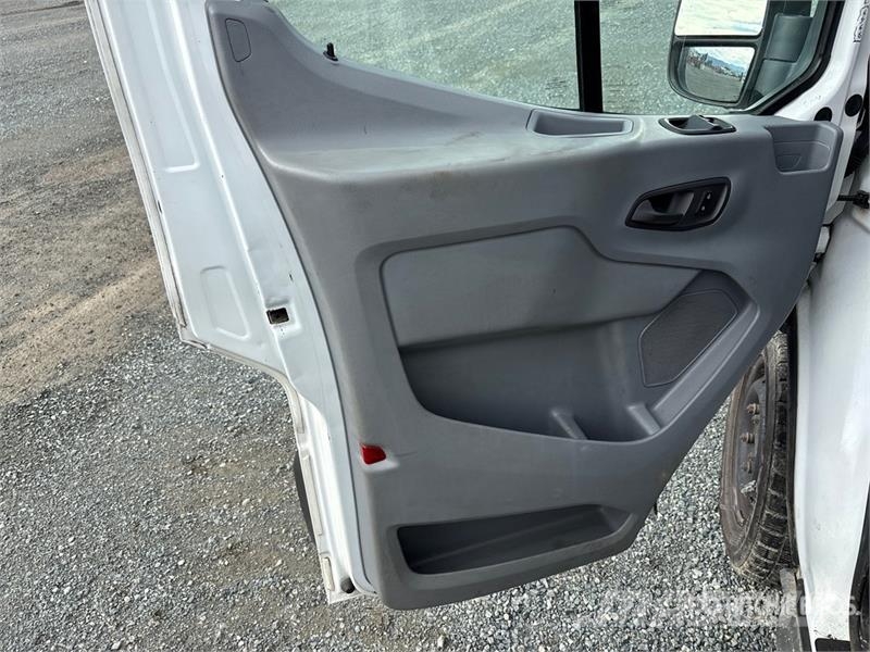 Ford Transit 250 Cargo Van Dostavna vozila / kombiji