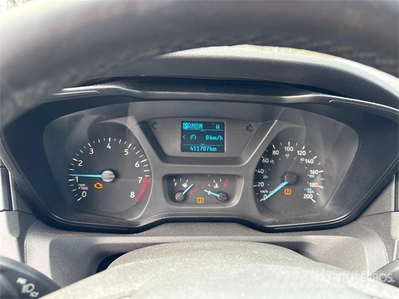 Ford Transit 250 Cargo Van Furgone chiuso