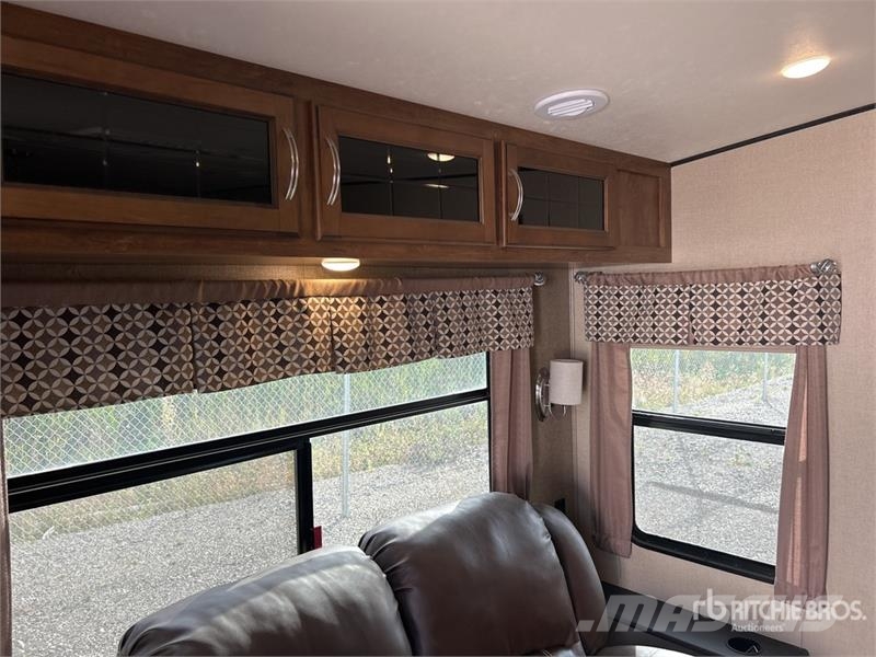 Forest River Coachmen 28 ft T/A Travel Trailer Druge prikolice