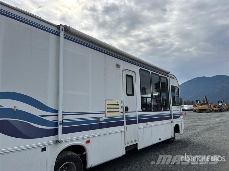  Four Winds Motor Home Autofurgonai ir karavanai