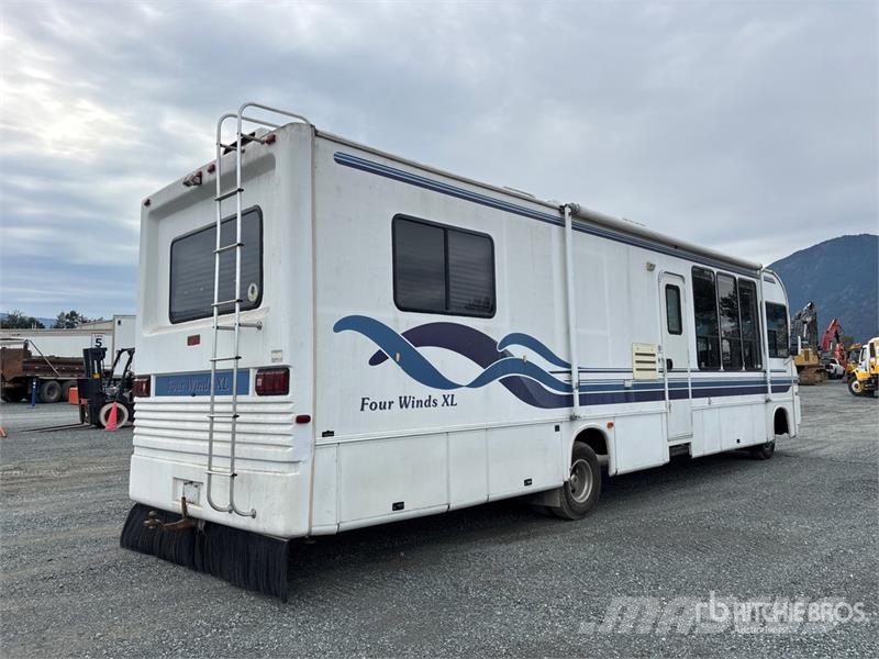  Four Winds Motor Home Autofurgonai ir karavanai