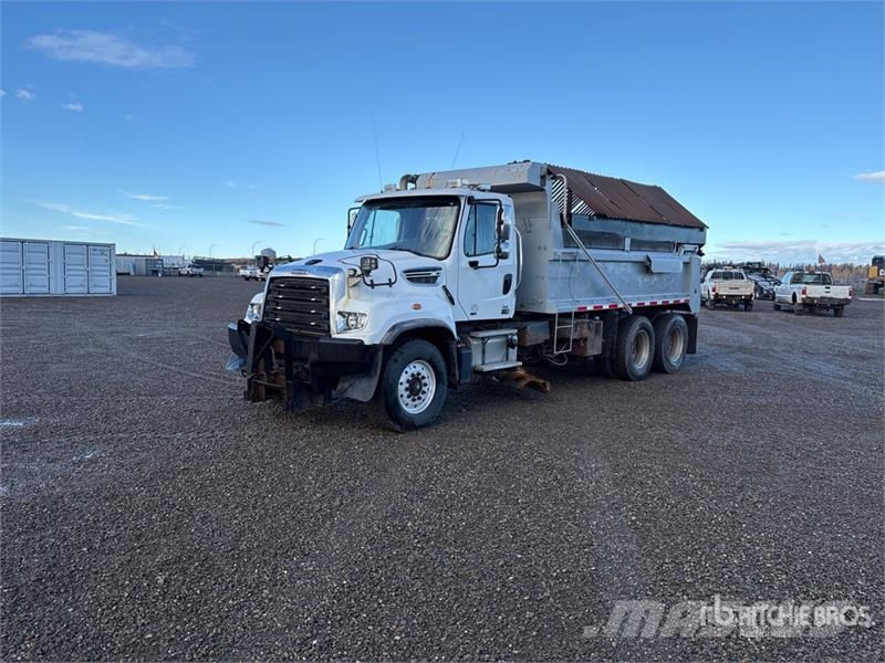 Freightliner 114SD 6x4 w/ Sander T/A Dump Truck Kiper kamioni