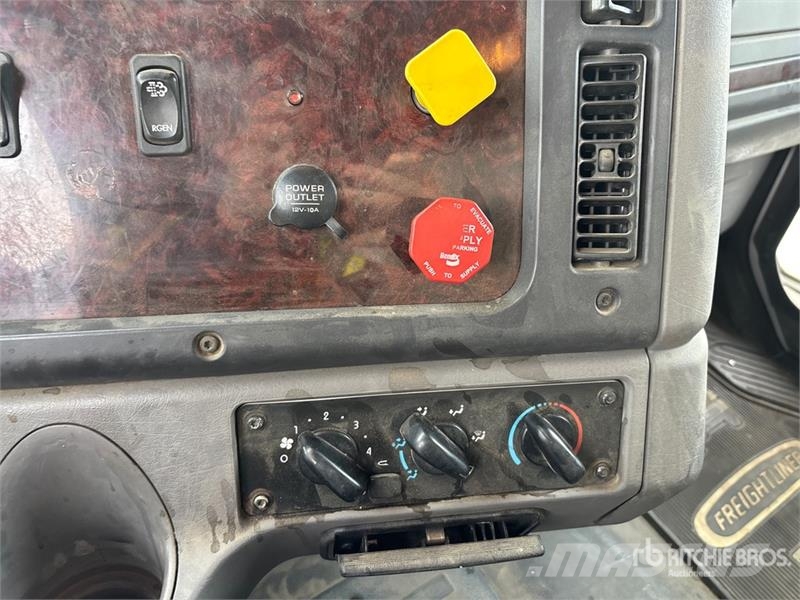 Freightliner 6x4 S/A Dump Truck Kiper tovornjaki