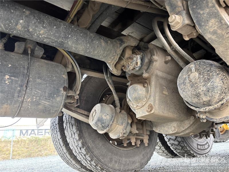 Freightliner 6x4 T/A Dump Truck Kiperi kamioni