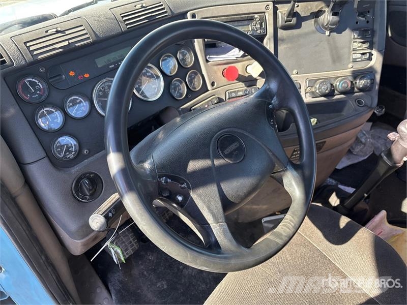 Freightliner Cascadia 125 Седельные тягачи