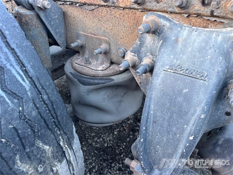 Freightliner Cascadia 125 6x4 T/A Sleeper Truck Tractor Sattelzugmaschinen