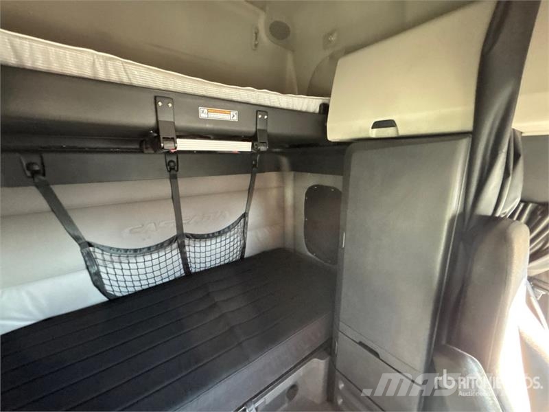 Freightliner Cascadia 126 Тягачі