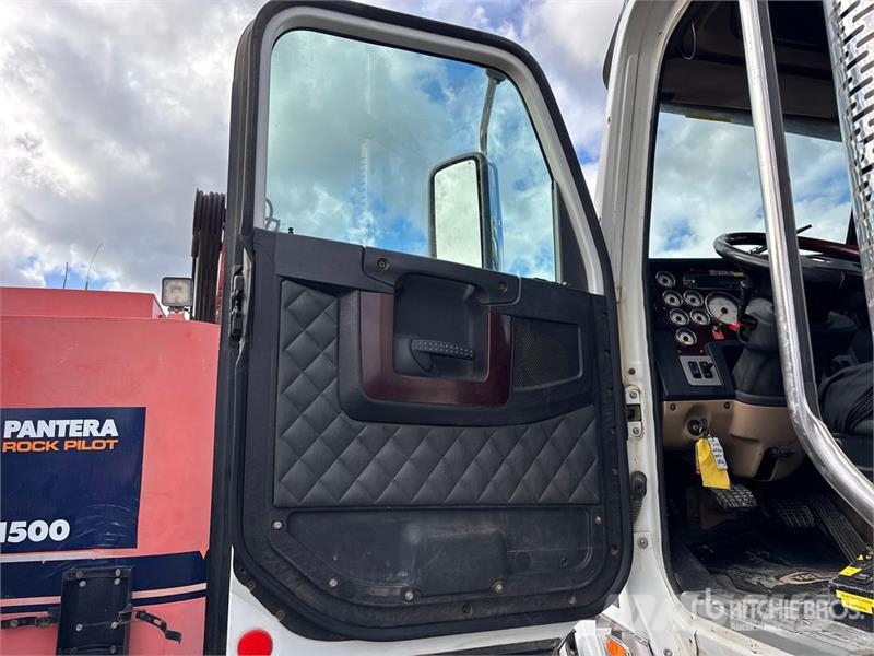 Freightliner Coronado 122 19380 L 8x6 Water Truck Tankvogne - vand