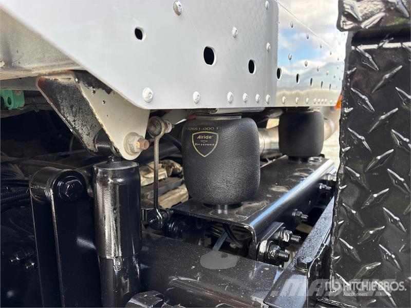 Freightliner Coronado 122 19380 L 8x6 Water Truck Tankvogne - vand