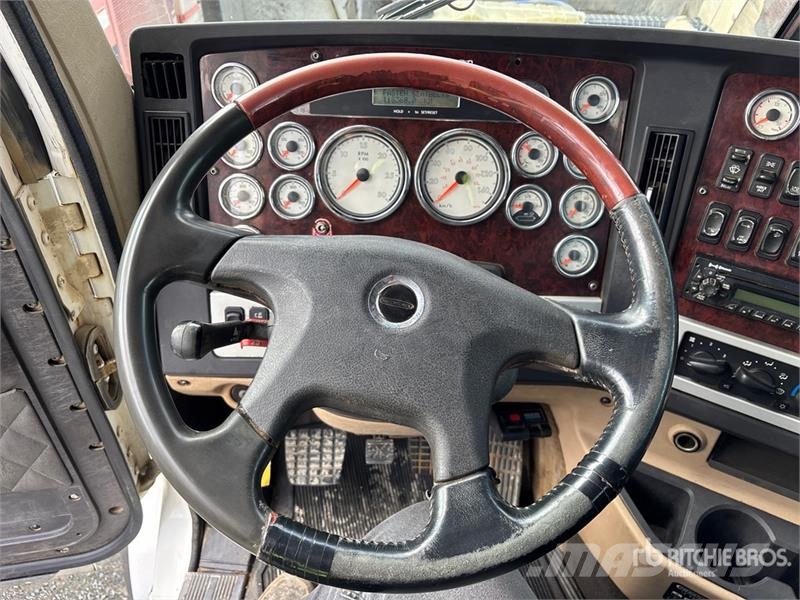 Freightliner Coronado 122 19380 L 8x6 Water Truck Tankvogne - vand