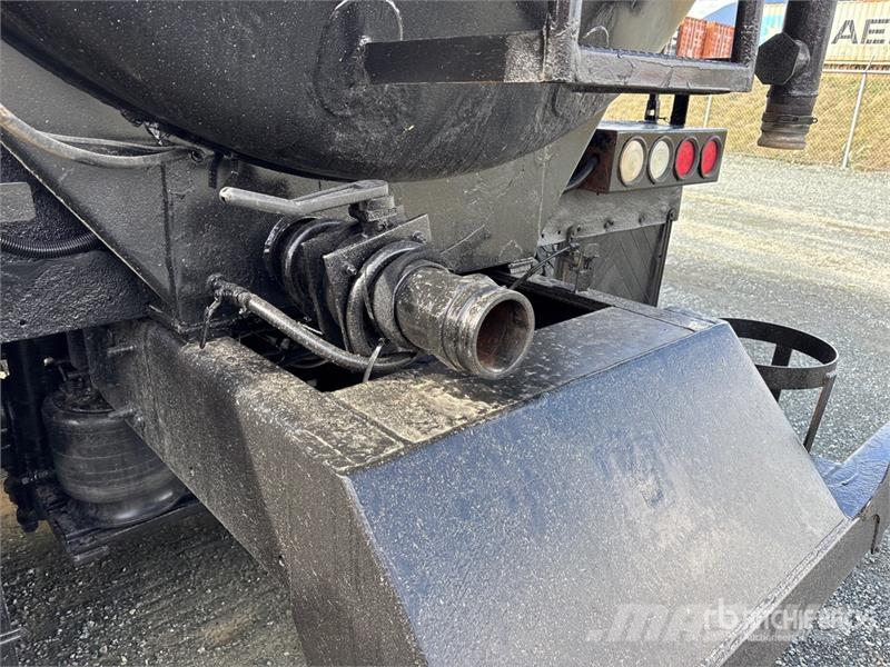 Freightliner Coronado 122 19380 L 8x6 Water Truck Tankvogne - vand