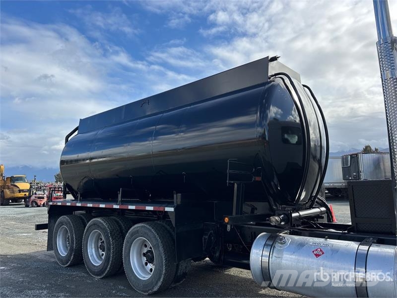 Freightliner Coronado 122 19380 L 8x6 Water Truck Tankvogne - vand