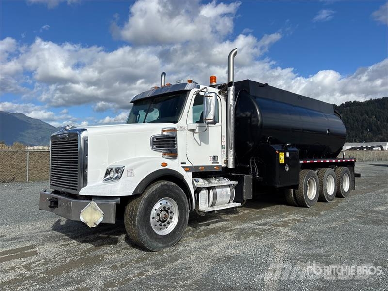 Freightliner Coronado 122 19380 L 8x6 Water Truck Tankvogne - vand