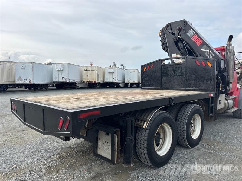 Freightliner FL 112 Kamioni sa kranom
