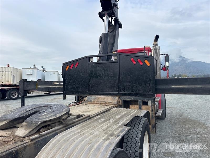 Freightliner FL 112 Kamioni sa kranom