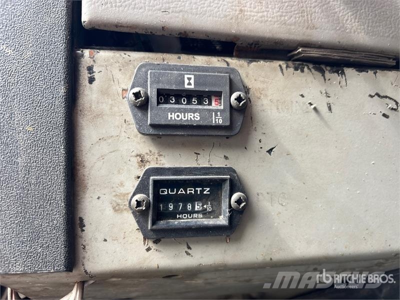 Freightliner FL 112 Nosturiautot