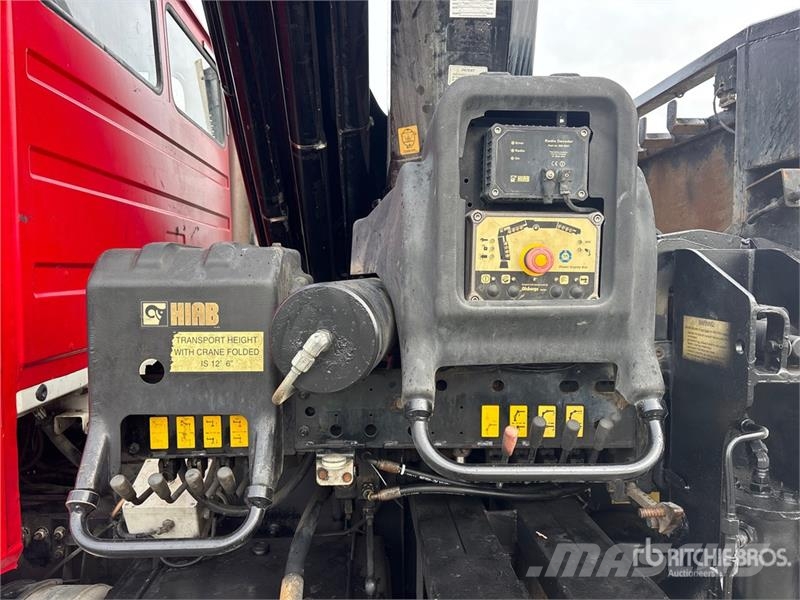 Freightliner FL 112 Kamioni sa kranom