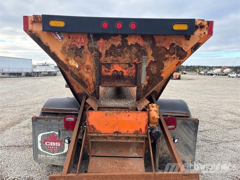 Freightliner FL80 4x2 S/A Sanding Truck Drugi tovornjaki