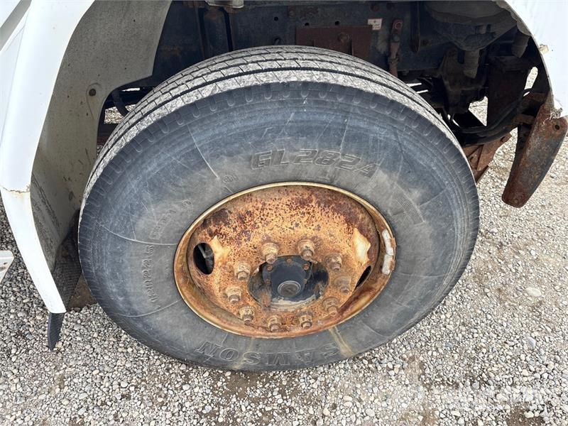 Freightliner FL80 4x2 S/A Sanding Truck Drugi tovornjaki