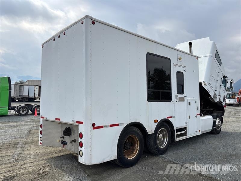 Freightliner FLA086 6x4 Movie Cast Truck Autre camion