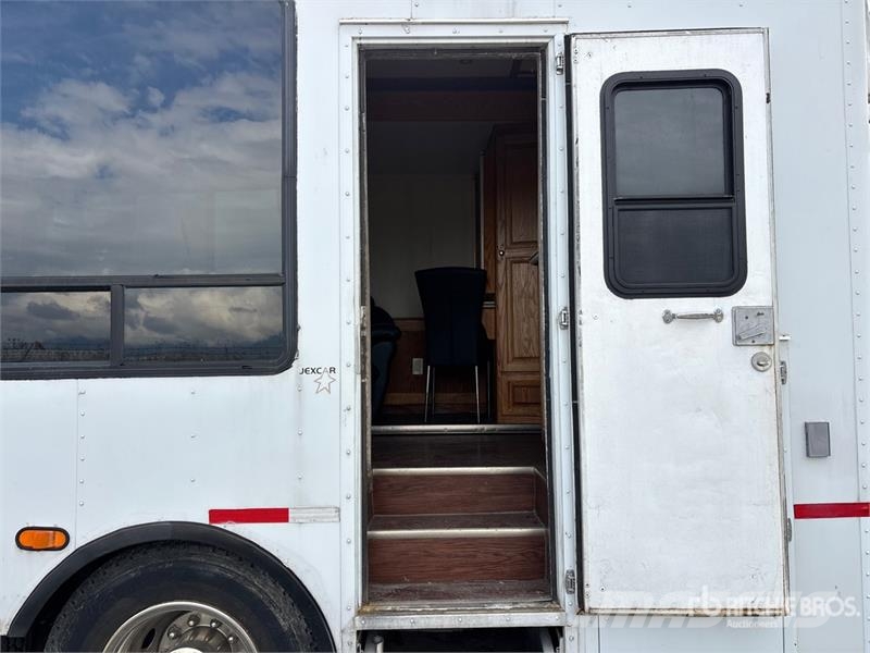 Freightliner FLA086 6x4 Movie Cast Truck Autre camion