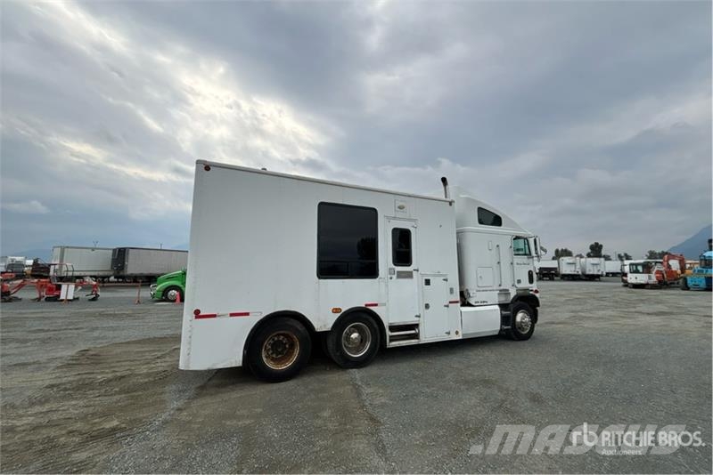 Freightliner FLA086 6x4 Movie Cast Truck Autre camion