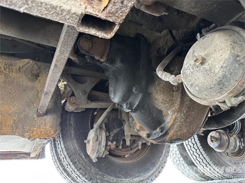 Freightliner FLA086 6x4 Movie Cast Truck Autre camion