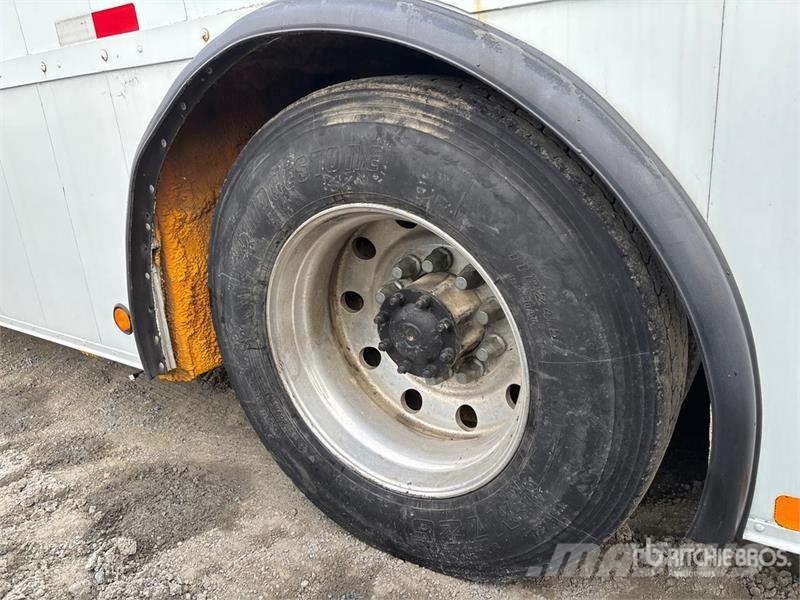 Freightliner FLB 6x4 Sleeper Movie Cast Truck Outros Camiões