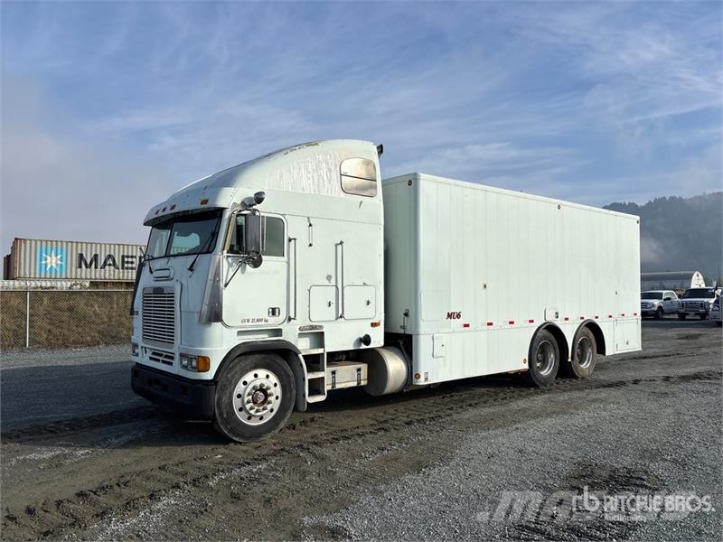Freightliner FLB 6x4 Van Truck 厢式货车