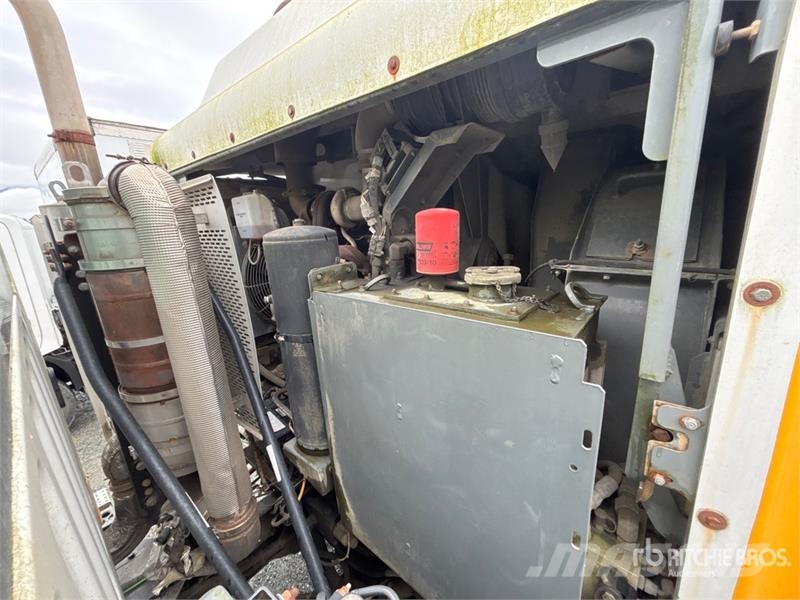 Freightliner M2 106 Kamioni za čišćenje ulica
