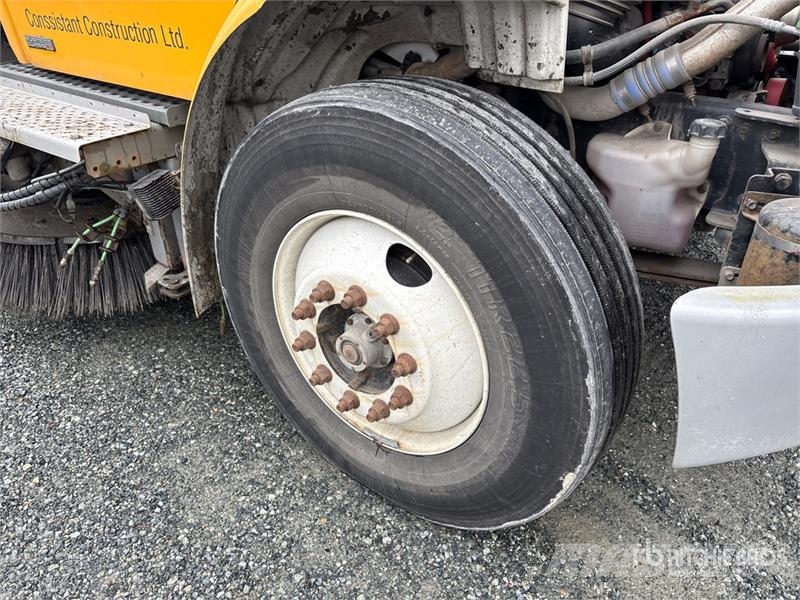 Freightliner M2 106 Kamioni za čišćenje ulica