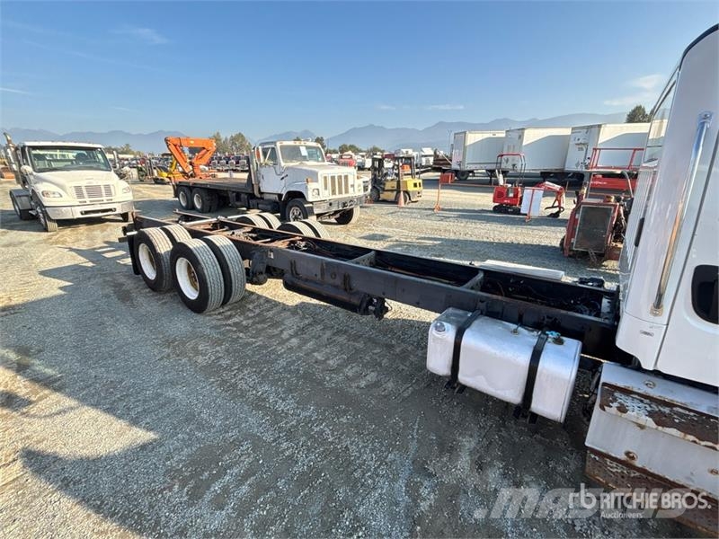 Freightliner M2 106 Cabines